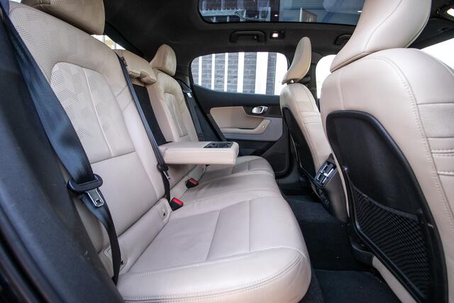 Polestar 2 Long Range Dual Motor Launch 78kWh | Leder | Trekhaak Elektr. | Panoramadak