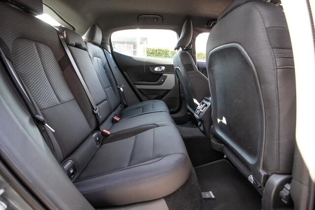 Polestar 2 Long Range Single Motor 78 kWh | Elek Trekhaak | Adapt Cruise | Android Apple Carplay |