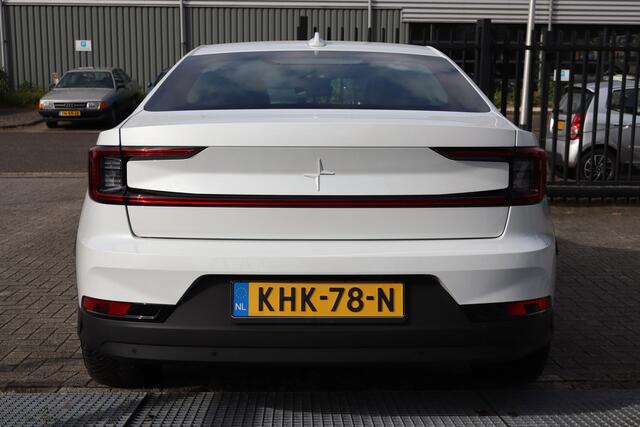 Polestar 2 Long Range Single Motor 78 kWh Pilot pack/Warmtepomp/Stoelverwarming/360 graden camera/Bestuurderstoel met geheugen/Apple carplay/Lane assist/Adaptieve cruisecontrol/Dode hoek assistent