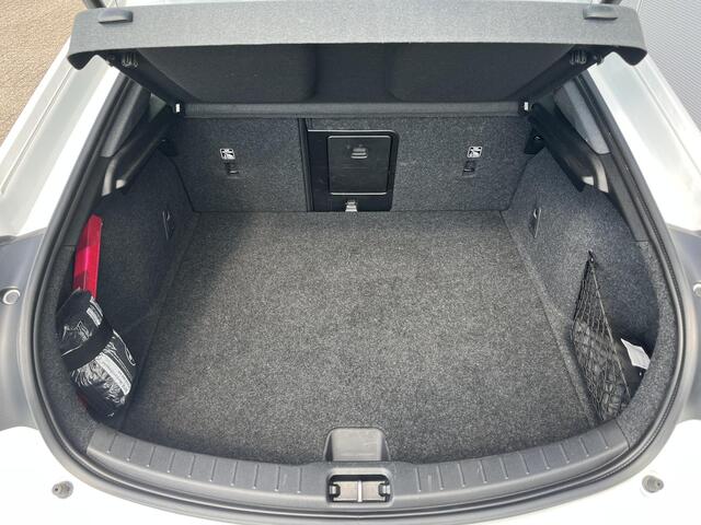 Polestar 2 Standard Range Single Motor 63kWh - Adpt. cruise | Google Maps | 20" LM velgen |