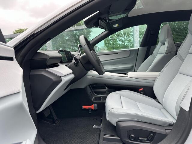 Polestar 4 Long Range Single motor 100 kWh / Pano. dak / Verwarmde stoelen voor+achter / Elek. stoelen voor+achter / Harman Kardon / 360 camera /