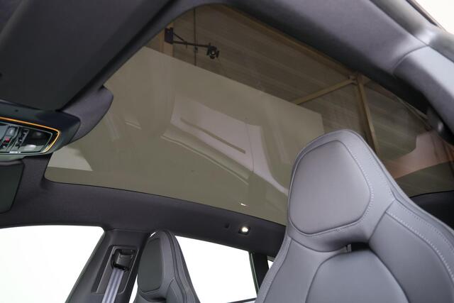 Polestar 4 Long Range Plus 100 kWh - Panoramadak - IntelliSafe Assist & Surround - Pilot Pack - 360º Camera - Harman/Kardon audio - Verwarmde voorstoelen, stuur & achterbank - Head up display - Parkeersensoren voor & achter - 20' LMV