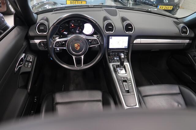 Porsche 718 Boxster 2.0 Turbo 370pk Automaat PDK Navigatie Sportuitlaat Leer Sportstoelen 20 inch LMV Camera Stoelverwarming 2e Eigenaar Perfect onderhouden SCM Nieuwstaat