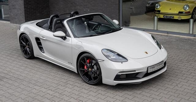 Porsche 718 Boxster GTS | 30.500 km | Krijt met GTS pakket