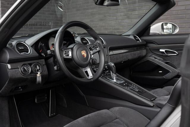 Porsche 718 Boxster GTS | 30.500 km | Krijt met GTS pakket