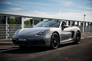 porsche-718-boxster-gts-4.0--carbo