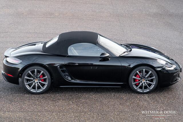 Porsche 718 Boxster S 2.5