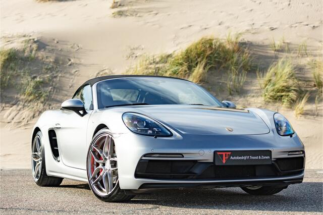 Porsche 718 Boxster 2.5 GTS Sportchrono|Sportuitlaat|Apple carplay|Alarm klasse 3|Achteruitrijcamera|20 Inch Concaver|Bose audio|Stoelverwarming|Parkeersensoren rondom