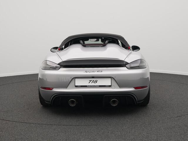 Porsche 718 Spyder RS