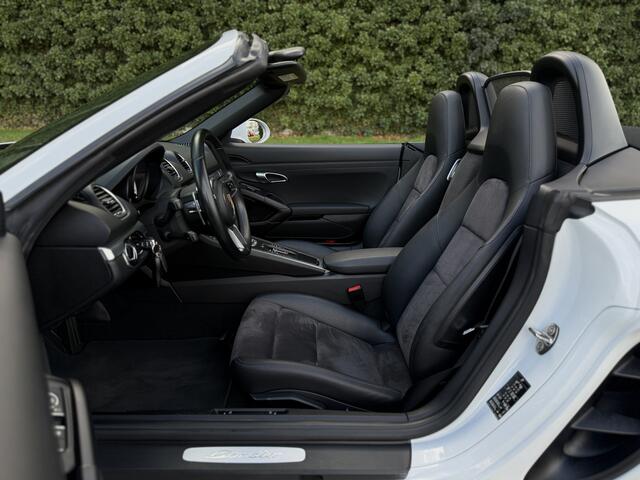 Porsche 718 Boxster 2.0 Style Edition l Sport uitlaat l Adaptieve Cruise l Camera l PDLS+