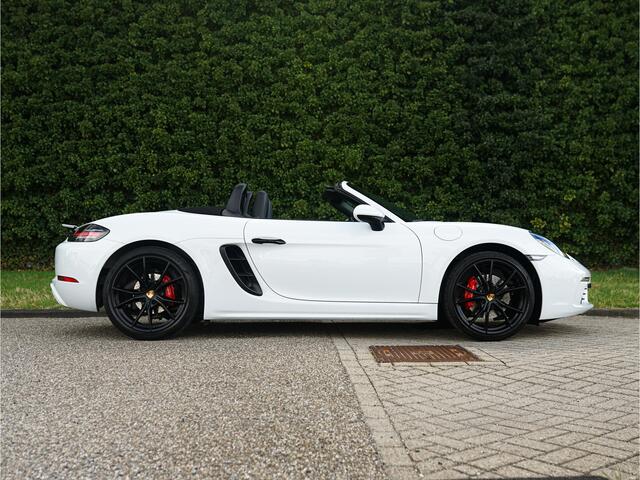 Porsche 718 Boxster 2.0 Style Edition l Sport uitlaat l Adaptieve Cruise l Camera l PDLS+
