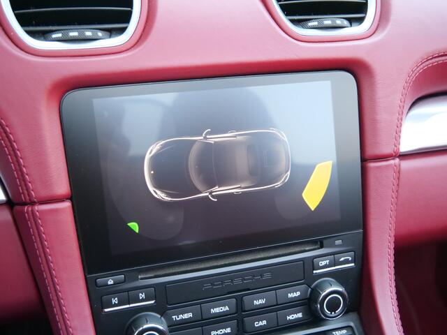 Porsche 718 Boxster 2.0 300 Pk Automaat Navigatie / Leer / Stoelverwarming / 20 inch