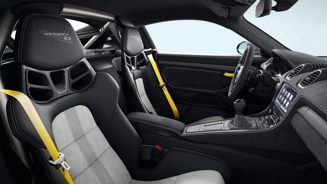 Porsche 718 GT4 Cayman RS