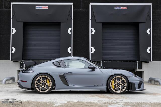 Porsche 718 GT4 RS