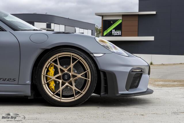 Porsche 718 GT4 RS