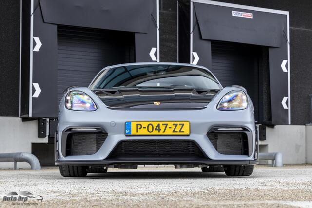 Porsche 718 GT4 RS