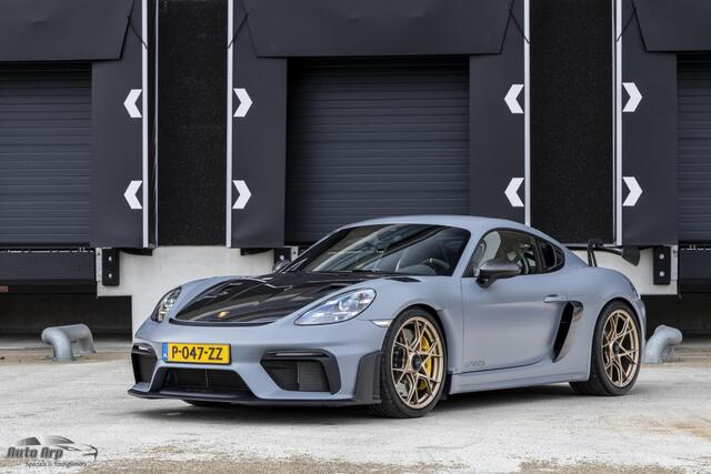 Porsche 718 GT4 RS