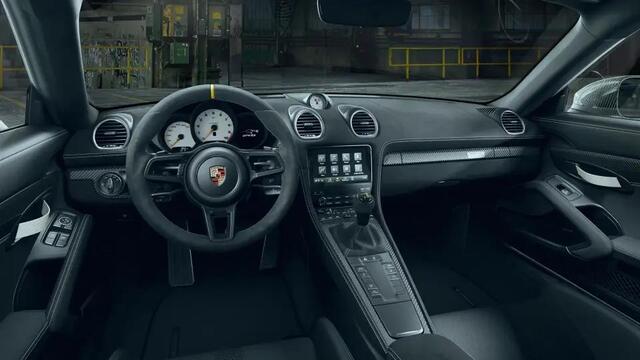 Porsche 718 GT4 RS