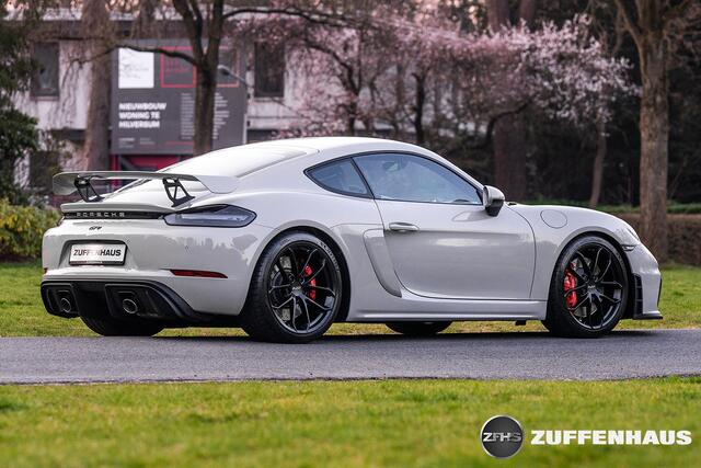 Porsche 718 GT4 4.0 Clubsport PPF Bose LED Leder dash