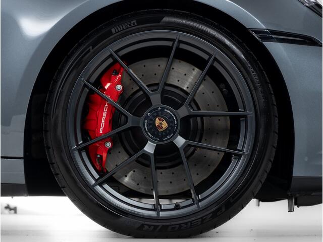 Porsche 911 Carrera 4 GTS Cabriolet Nieuwste Model