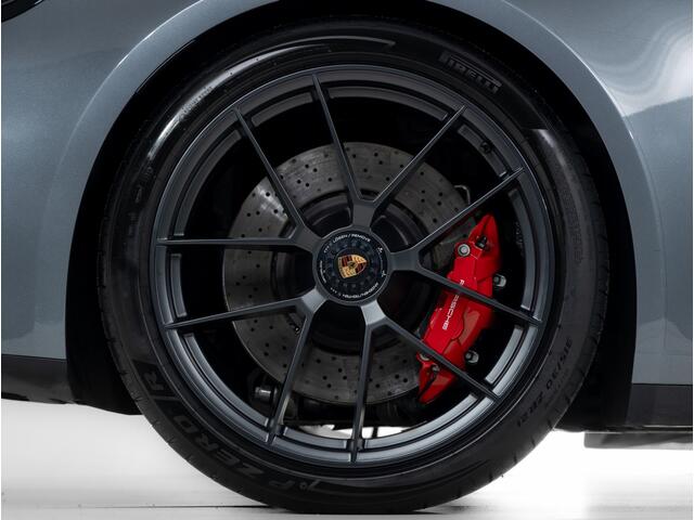Porsche 911 Carrera 4 GTS Cabriolet Nieuwste Model