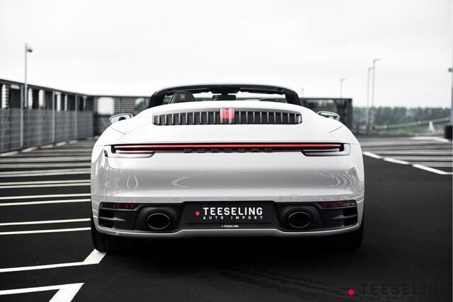 Porsche 911 Cabrio 3.0 Carrera 4 S | Krijt | SportChrono | Sportuitlaat