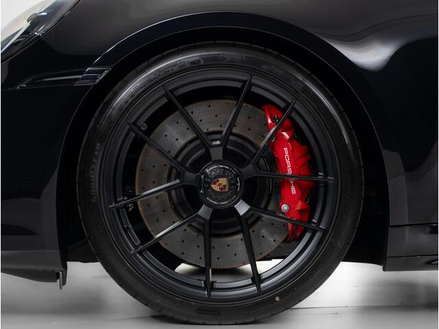 Porsche 911 Carrera GTS
