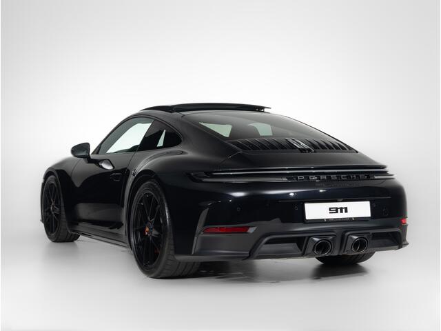 Porsche 911 Carrera GTS