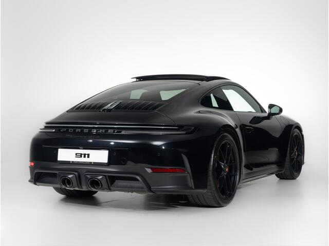 Porsche 911 Carrera GTS