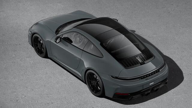 Porsche 911 Carrera 4 GTS