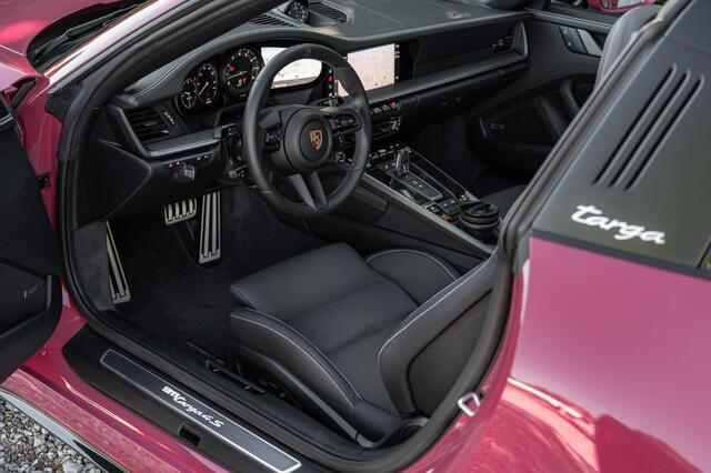 Porsche 911 3.0 Targa 4 S | SportDesign | Porsche Manufaktur