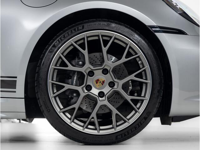 Porsche 911 Carrera