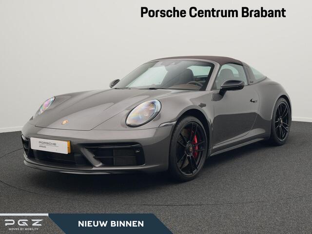 Porsche 911 4 GTS
