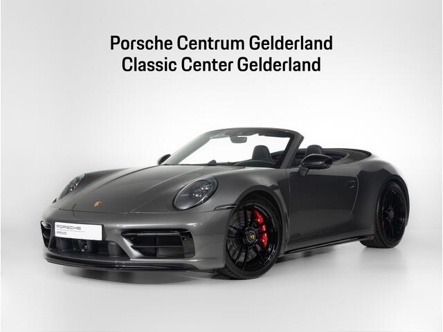 Porsche 911 Carrera 4 GTS Cabriolet
