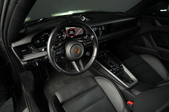 Porsche 911 3.0 Carrera 4 S | Sport Chrono | Sport Uitlaat | 360 Camera | Orig. NL |