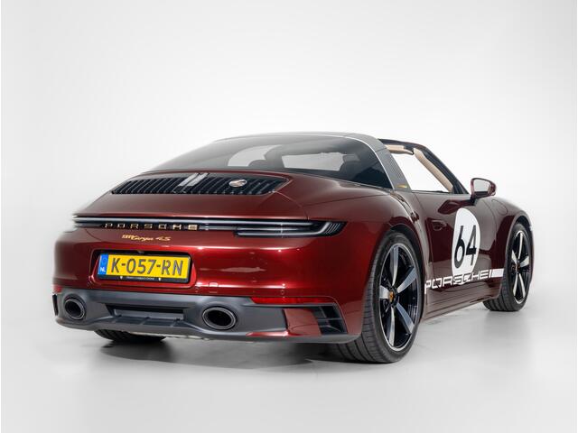Porsche 911 Targa 4S Heritage Edition