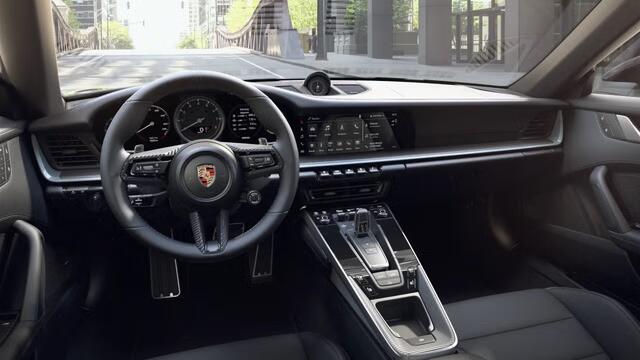 Porsche 911 Carrera 4S Cabriolet