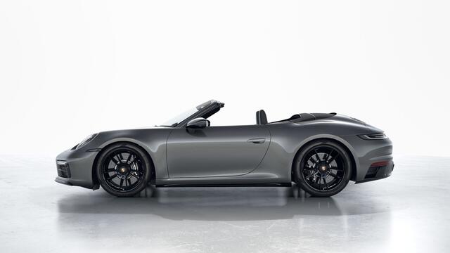 Porsche 911 Carrera 4 GTS Cabriolet