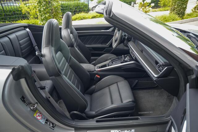 Porsche 911 Turbo S Cabrio 3.8 650pk |Porsche approved|nieuw staat|org. NL|Burmester|sportuitlaat|lift|GT-zilver|alcantara stuur|memory|360 camera|PDLS|Apple Carplay|Porsche Exclusive|