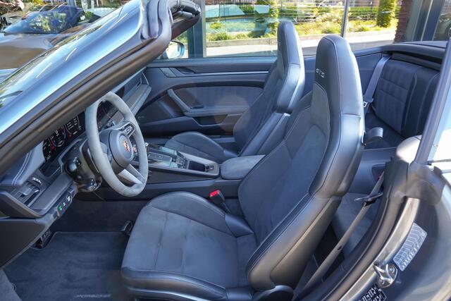 Porsche 911 Carrera 4 GTS Cabrio 3.6 541pk T-Hybrid |BTW-auto|Org. NL|fabrieksgarantie|sportdesign|Bose|achterasbesturing|PDLS|sportchrono|Apple Carplay|parkeercamera|
