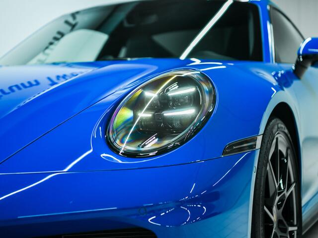 Porsche 911 Carrera
