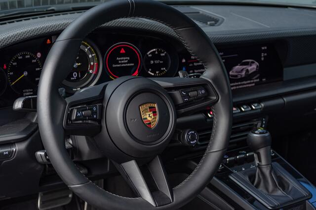 Porsche 911 4.0 GT3 Touring Matrix LED l Front Lift system l Sport Design l Carbon Bucketseats