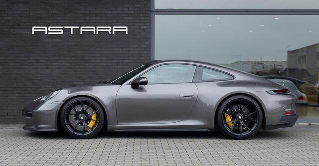 Porsche 911 4.0 GT3 Touring | PCCB | Noselift | manual gearbox Porsche 911 4.0 GT3 Touring | PCCB | Noselift | handgeschakeld