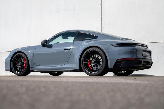 Porsche 911 3.0 Carrera 4 GTS