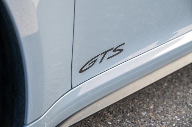 Porsche 911 3.0 Carrera 4 GTS