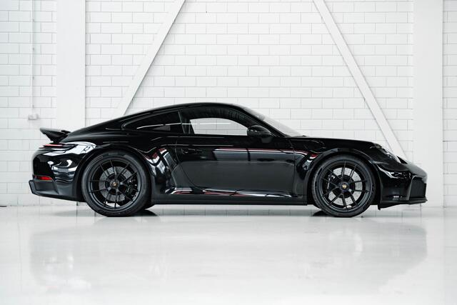 Porsche 911 Carrera GTS BTW | Carbon | Lift l Pano l Bose