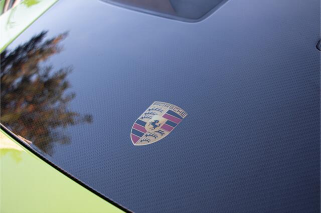 Porsche 911 4.0 GT3 RS | Weissach | PTS | Keramische PCCB | Lift | Exclusive Manufaktur Acidgreen ¤ 16.539 PTS | Bose Sound | Sport Chrono | PDLS+ Black | 525PK | Alcantara | Carbon | BTW | 992 | Clubsport pakket | Camera | Sfeerverlichting | Apple & Android Carplay 