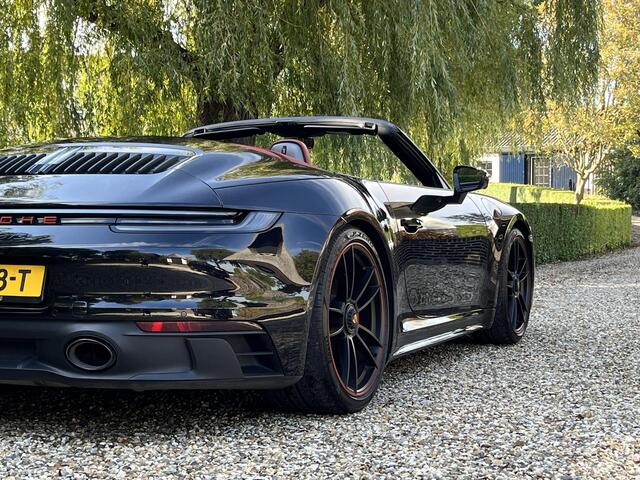 Porsche 911 Cabrio 3.0 Carrera 4 GTS