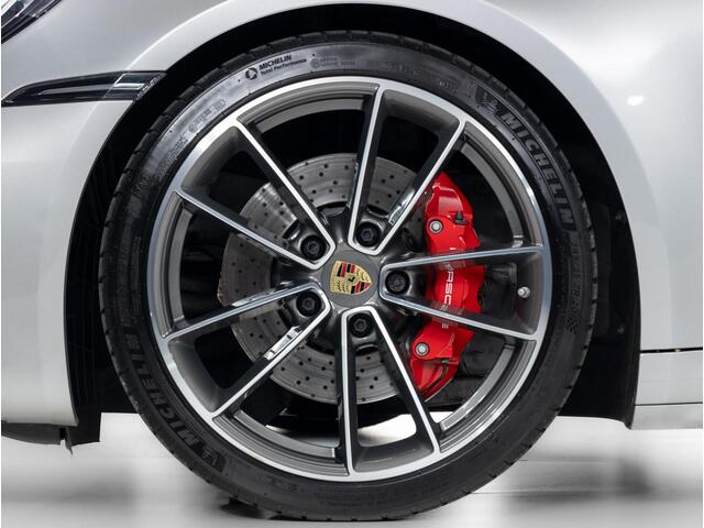 Porsche 911 Carrera 4S