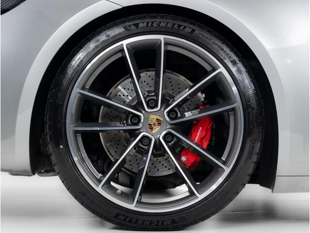 Porsche 911 Carrera 4S